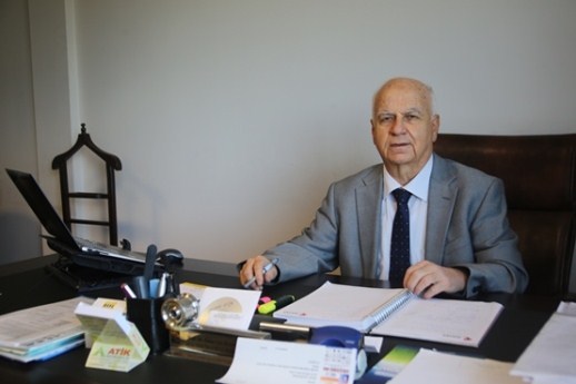 Hocamızın vefatı nedeniyle acılarımızı paylaşan tüm sevenlerine teşekkür ederiz.