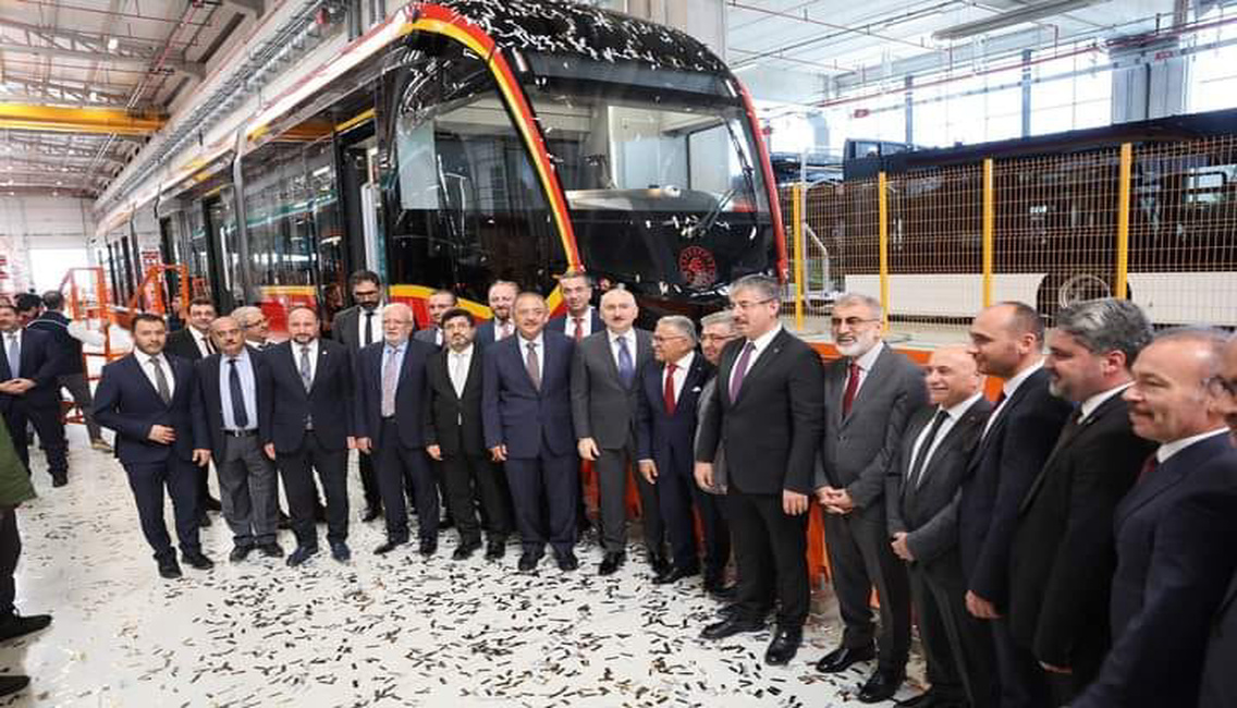 KAYSERİ HATTINDA KULLANILACAK OLAN İLK TRAMVAYIN ÜRETİM HATTINDAN İNDİRİLME TÖRENİNE KATILIM SAĞLADIK