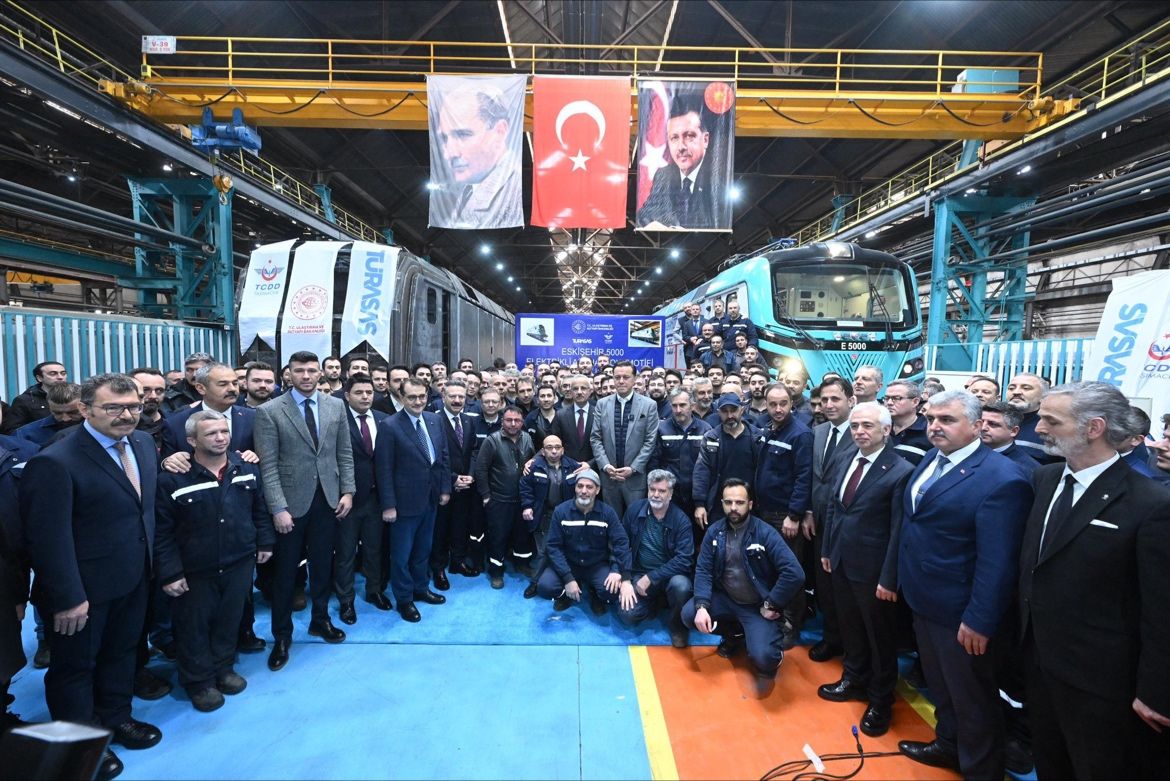 MİLLİ E5000 ANAHAT LOKOMOTİFİ İMZA TÖRENİNE KATILIM SAĞLADIK
